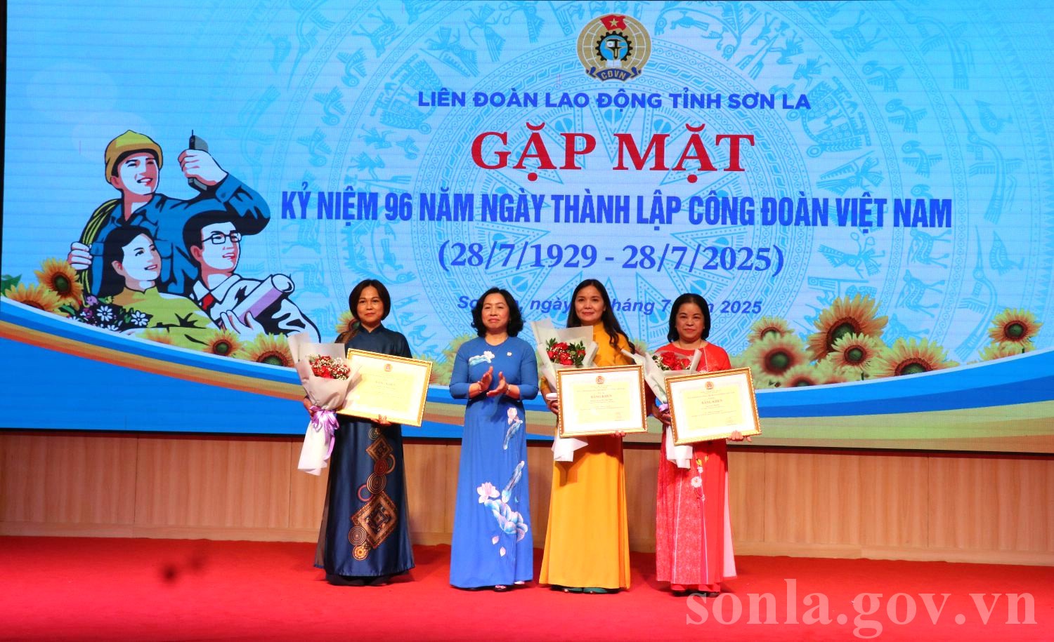 anh tin bai